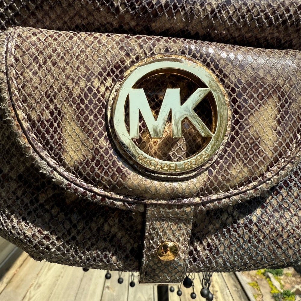 MICHAEL KORS Snakeskin Shoulder Bag with Gold MK Logo - Picture 1 of 8